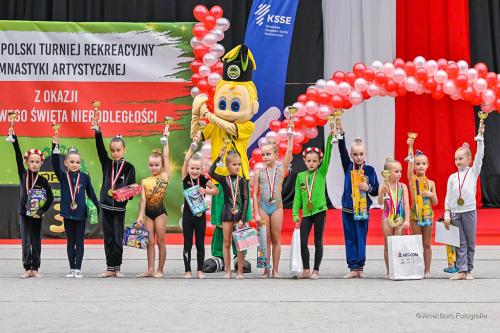 Ogólnopolski Turniej Rekreacyjny Gimnastyki Artystycznej z okazji Narodowego Święta Niepodległości, Jaworzno 13.11.2022