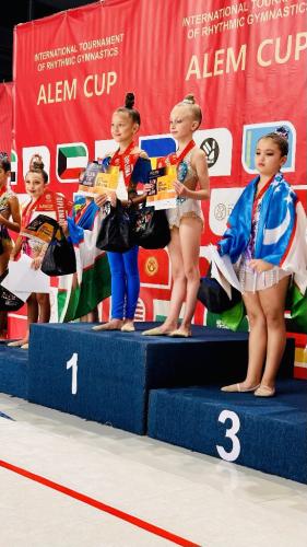 Alem Cup Dubi ZEA CG Olimpic Gimnastyka Artystyczna